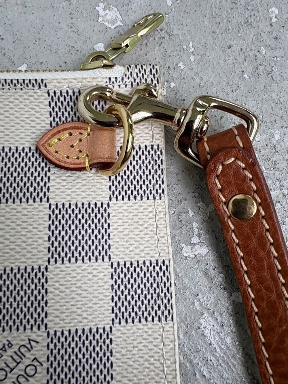 Louis Vuitton please look